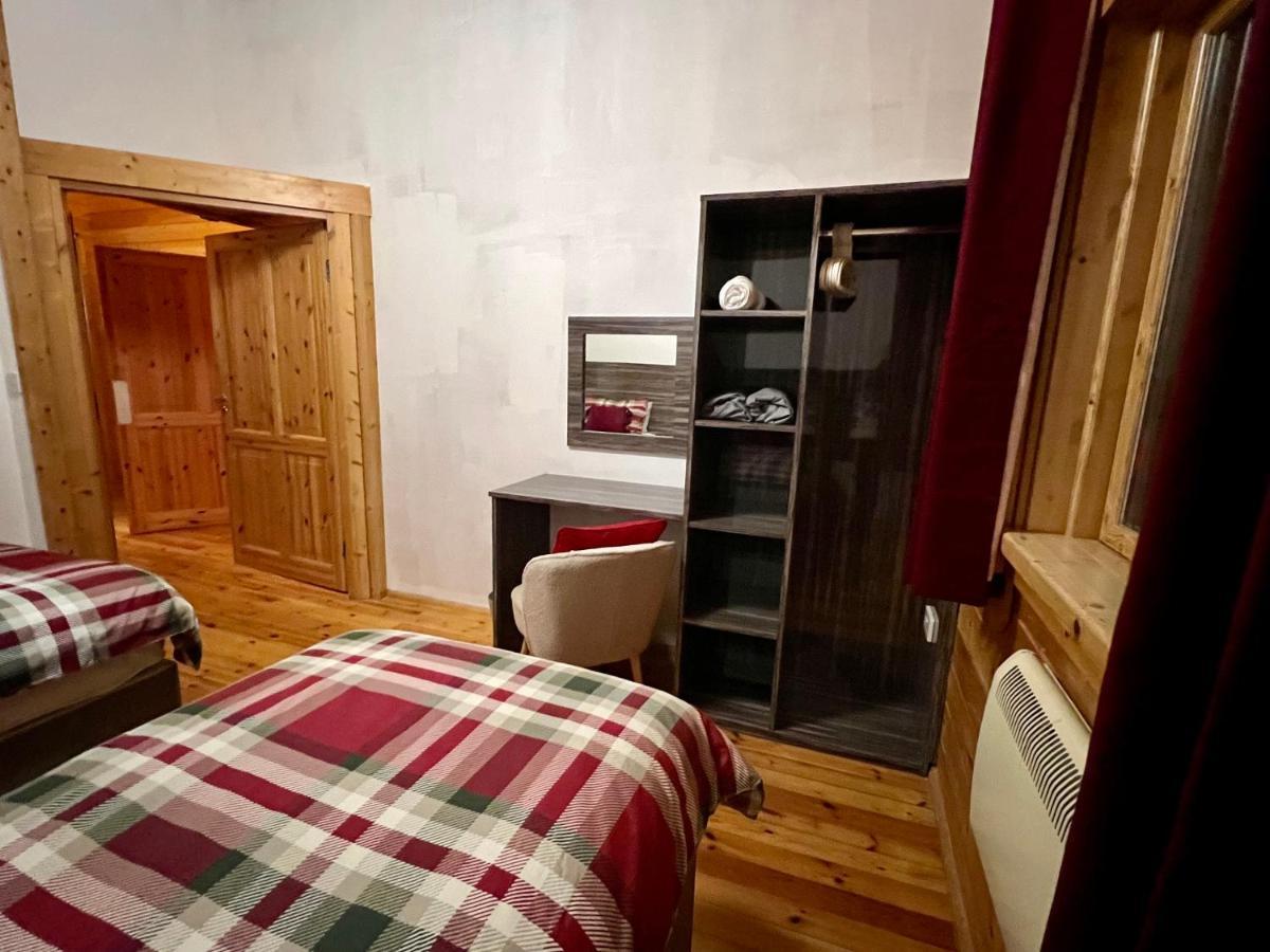 Tufty Lodge, Lake Pochard Lodge 9 South Cerney Buitenkant foto