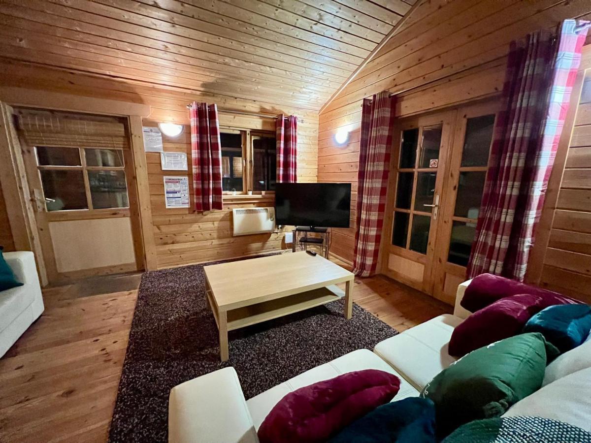 Tufty Lodge, Lake Pochard Lodge 9 South Cerney Buitenkant foto